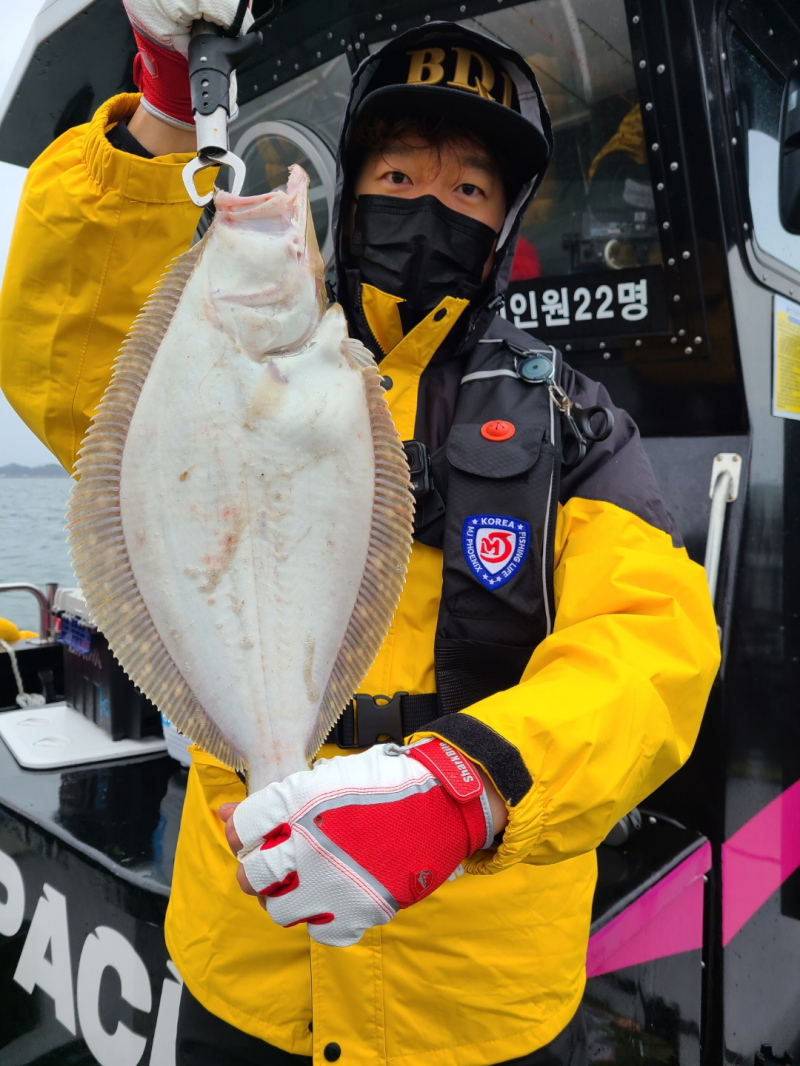 2021년 4월3일 스페이스호 수중전 *광어다운샷* 탐사출조 다녀왔습니다.