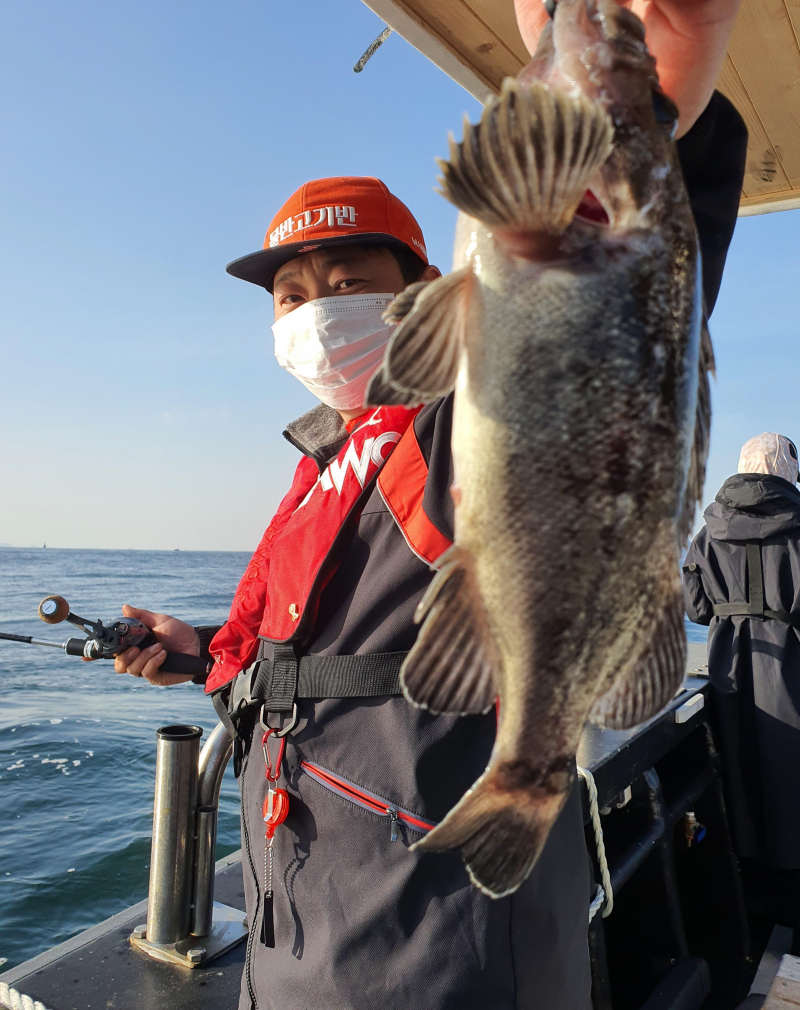 2021년 4월9일 스페이스호 *광어다운샷* 탐사출조 다녀왔습니다.