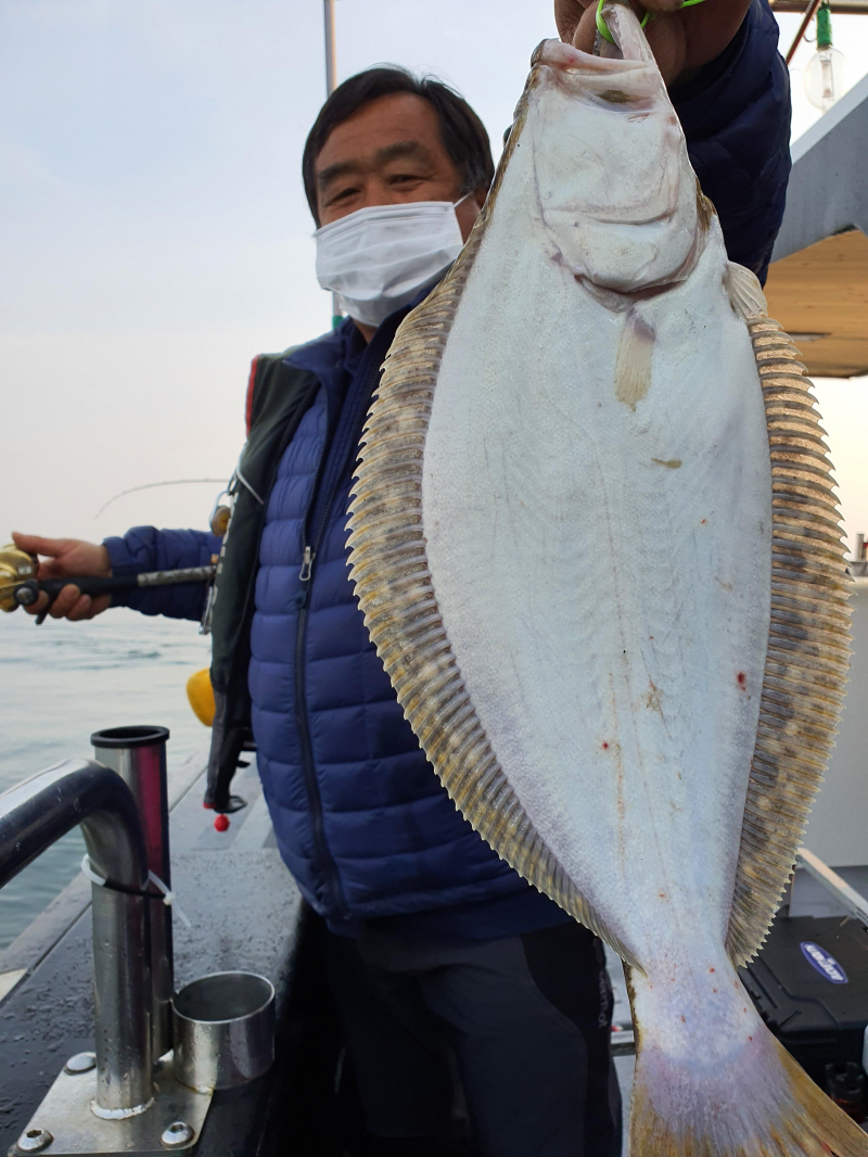 2021년 4월11일 스페이스호 *광어다운샷* 탐사출조 다녀왔습니다.