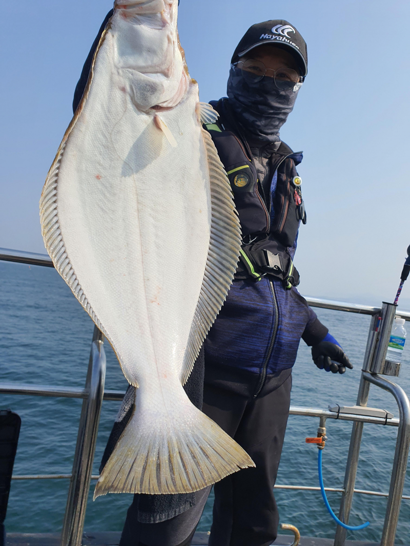 2021년 4월11일 스페이스호 *광어다운샷* 탐사출조 다녀왔습니다.